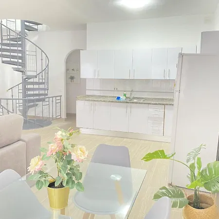 Apartamento 2Hab Con Piscina Y Terraza